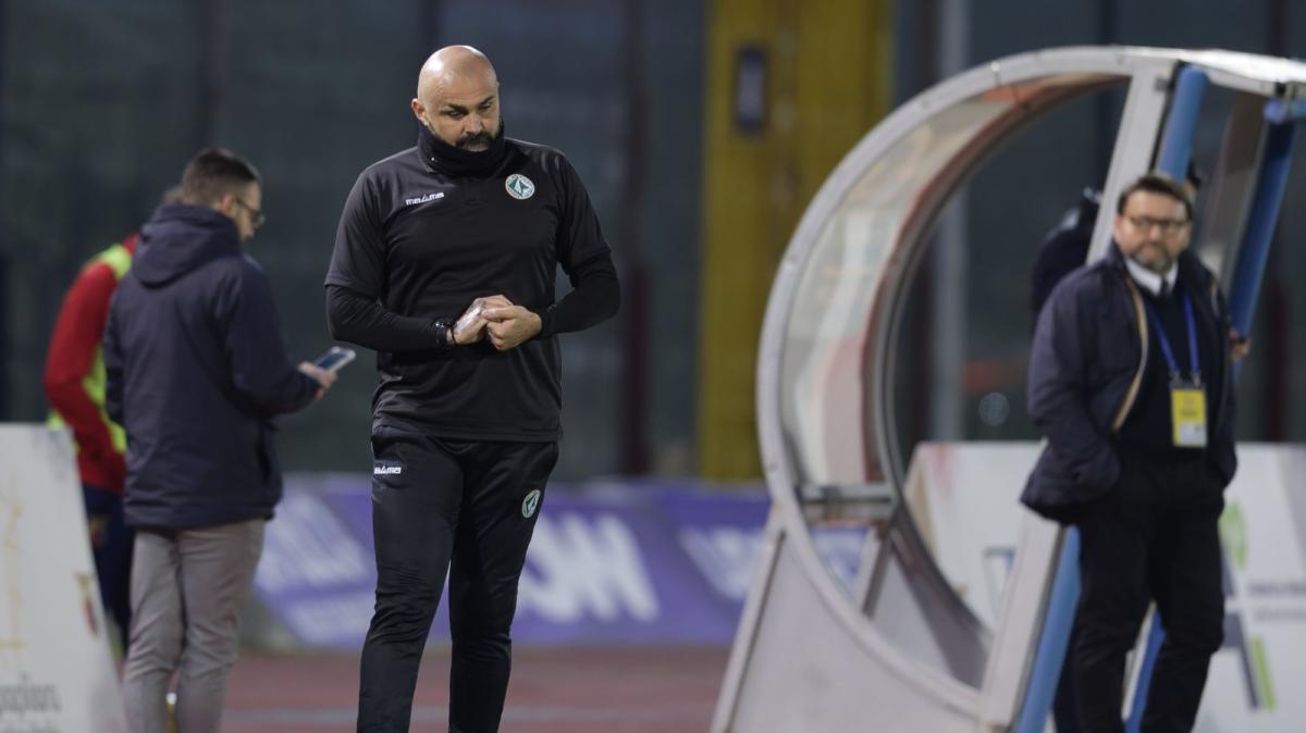 FISCHIO FINALE - La Juve Stabia ci crede di più, l'Avellino riassapora il gusto acre della sconfitta
