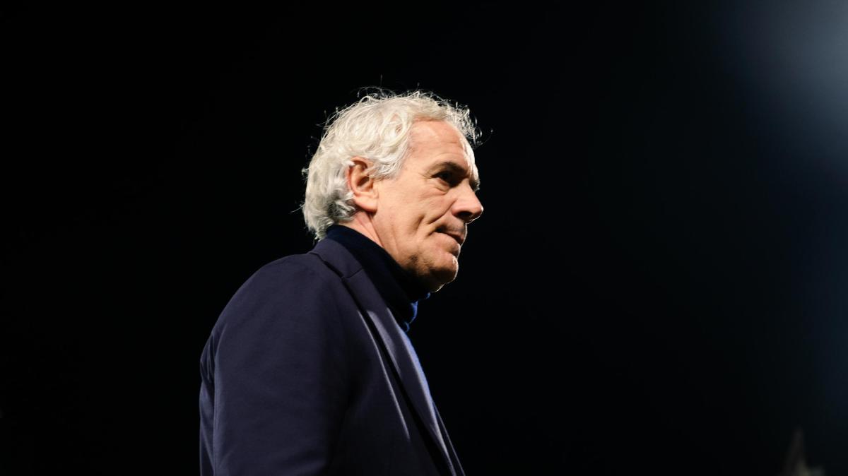 Spezia, Donadoni: "Bravi a tenere duro e a soffrire fino alla fine. Vittoria troppo importante"