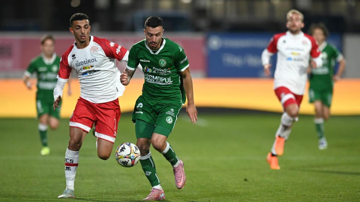 Un calciatore biancoverde torna nella Top 11 di TuttoB