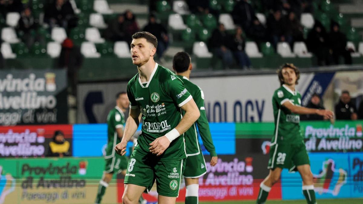 Avellino-Juve Stabia, i convocati: si ferma Pandolfi