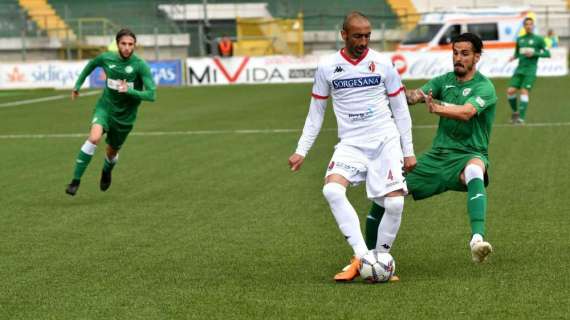 Avellino-Bari, corsa contro il tempo: la società biancoverde chiede una proroga alla Lega Pro
