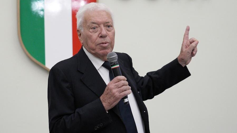 Minuto di raccoglimento in B in memoria di Nicola Pietrangeli