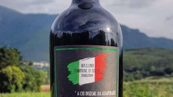 Dondoni lancia il vino 'Avellino campione d'Italia 2018/19': "Lo dovevo a questa terra"