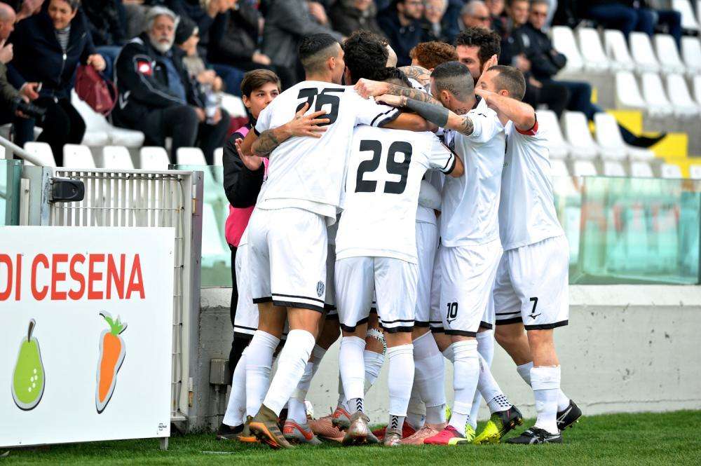 Serie D, dopo Bari e Como altre tre big potrebbero festeggiare la promozione in C
