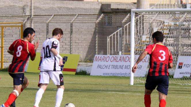 Raffaele Moxedano: "Sto al mio posto e rispetto le scelte dell'allenatore"