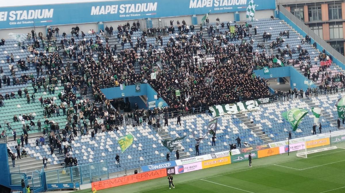 FISCHIO FINALE - Partita povera, l'Avellino esce con un punto utile dal Mapei Stadium