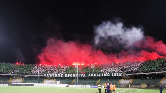 Fari spenti al Partenio-Lombardi durante Avellino-Monza: la decisione del giudice sportivo