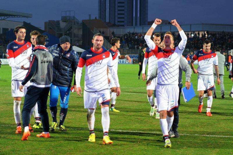 Crotone, ripresi gli allenamenti. Sabbione verso il recupero