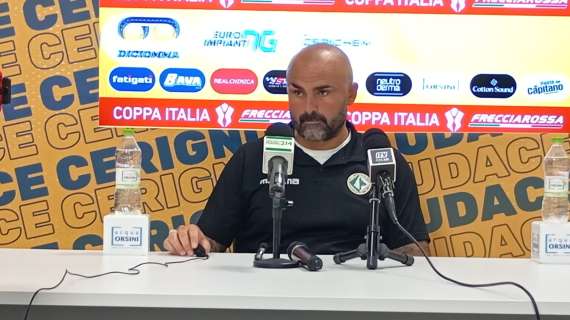 Biancolino in conferenza: "Poco da salvare. Gli infortuni? Nessuno muscolare, ma tutti tendinei. Speriamo di tornare presto al Partenio"
