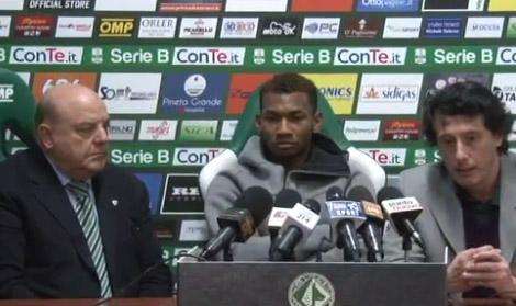 Cabezas si presenta: "Mi hanno parlato di Avellino, voglio tornare in A con questa maglia"