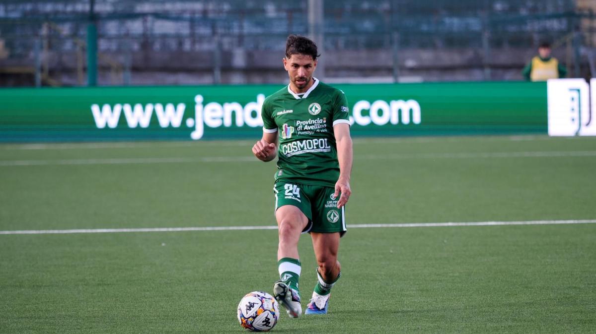 TS - "Colpo Avellino. Obiettivo playoff". Bene Simic e Sounas - Notizia Avellino Calcio