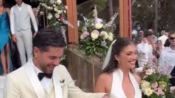 Sounas si sposa: festa grande per il centrocampista biancoverde