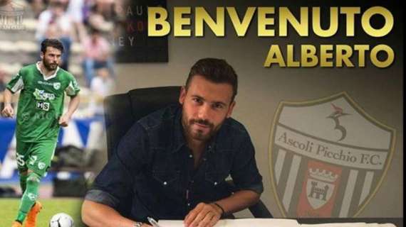 Almici firma con l'Ascoli, ma ricorda Avellino: "Avrete un tifoso in più, soprattutto alla prima"