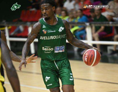 Avellino Basket lotta, ma manca l’ultimo passo