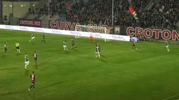 VIDEO - Crotone-Avellino 0-1: rivivi gli highlights della vittoria dei lupi