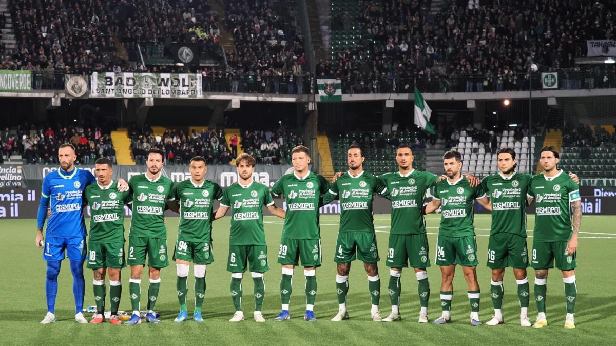 Come riparte l'Avellino nel prossimo campionato: la rosa base su cui lavorare