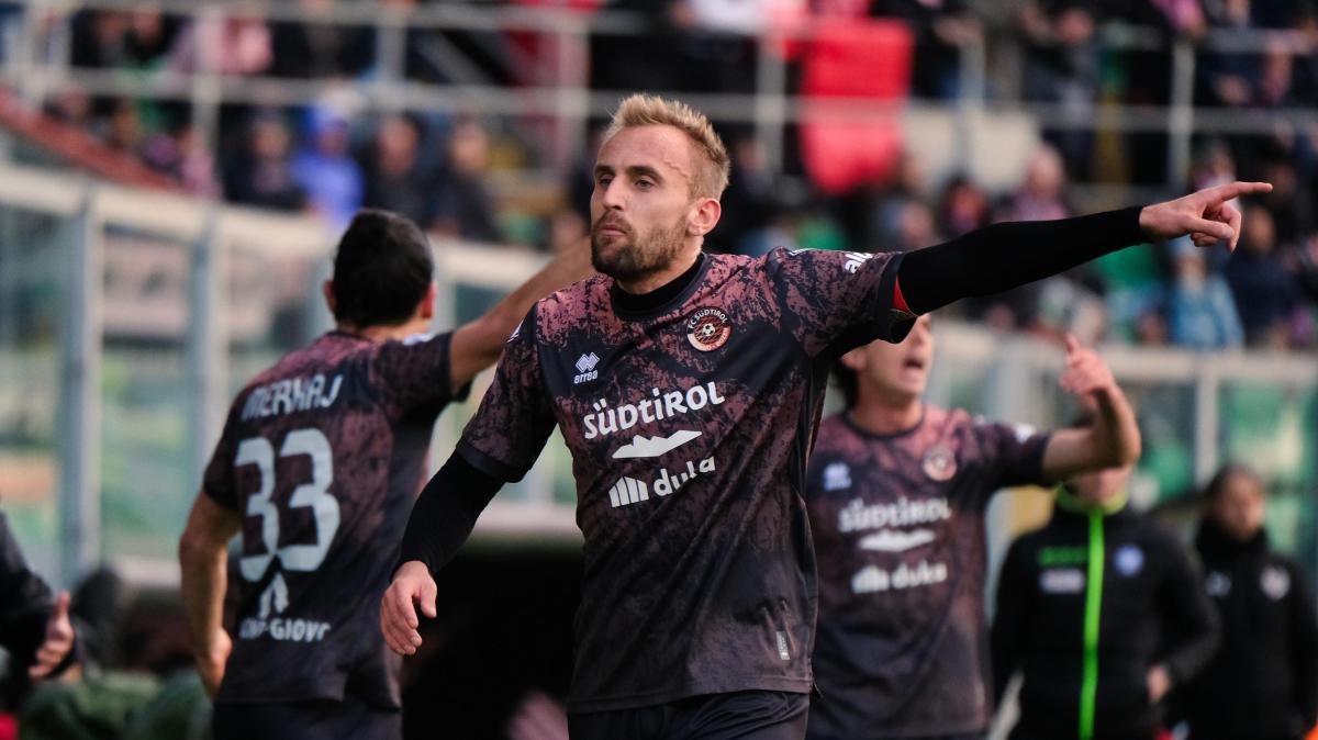 Il Sudtirol perde uomini: ad Avellino senza due squalificati e diversi infortunati. Castori: "Stringeremo i denti"