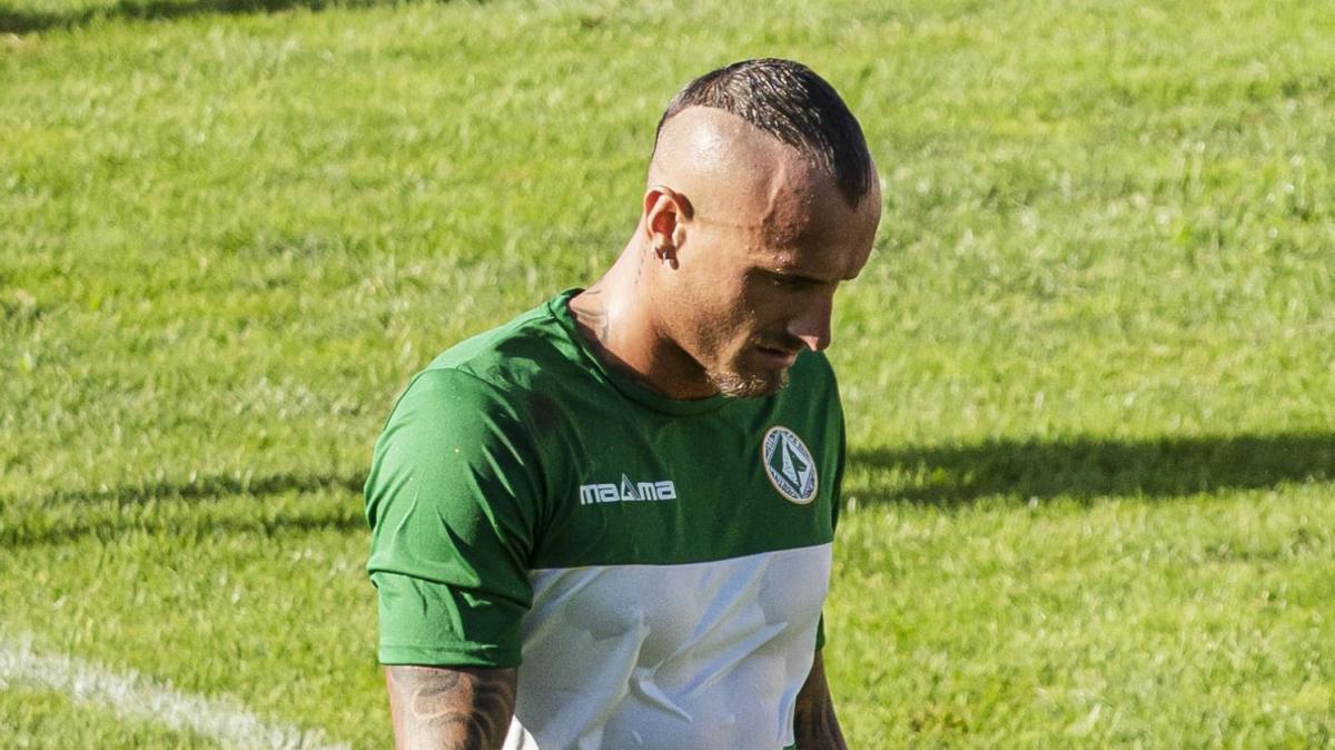 Manzi potrebbe partire: si muovono due club di C per lui