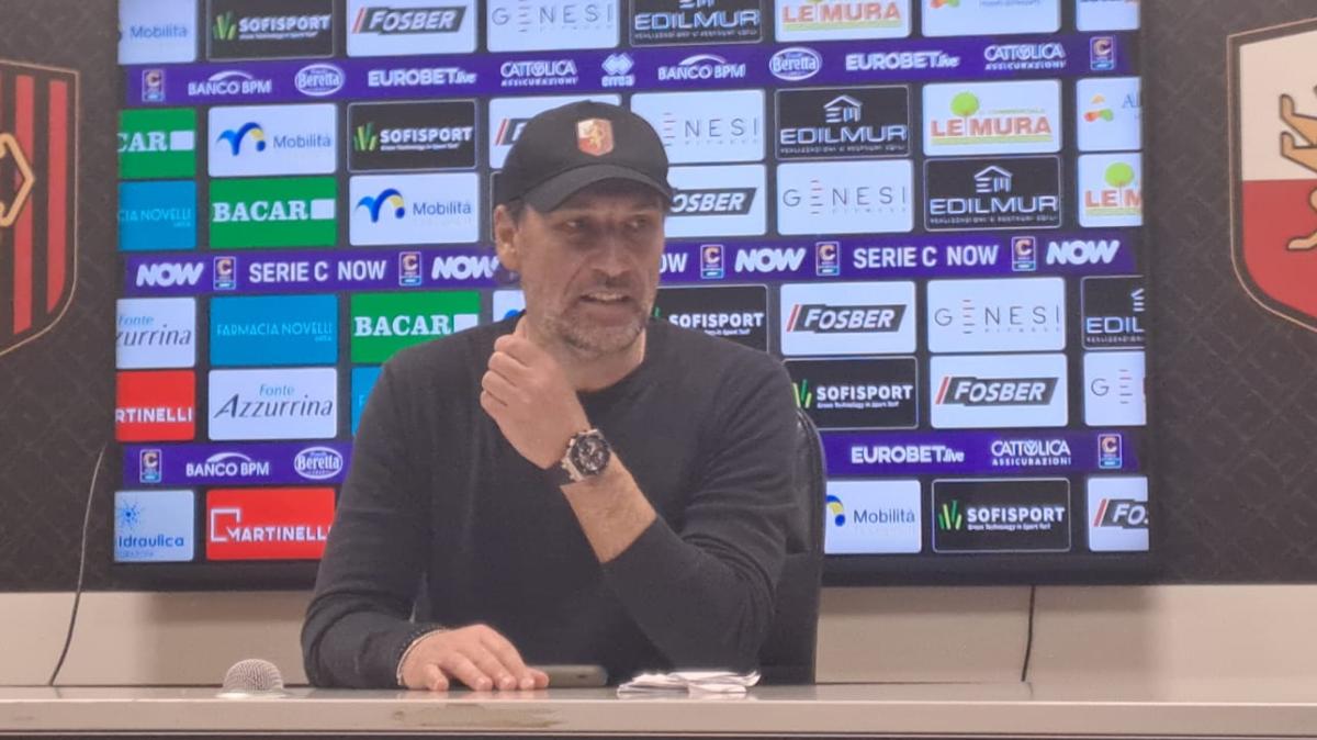 Pescara, le ultime in vista dell'Avellino: ipotesi difesa a quattro