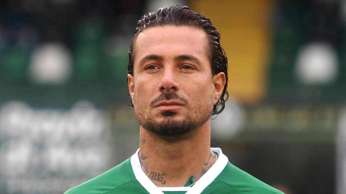 Izzo: "Chiedo scusa per l'espulsione, mi assumo la responsabilità della sconfitta"