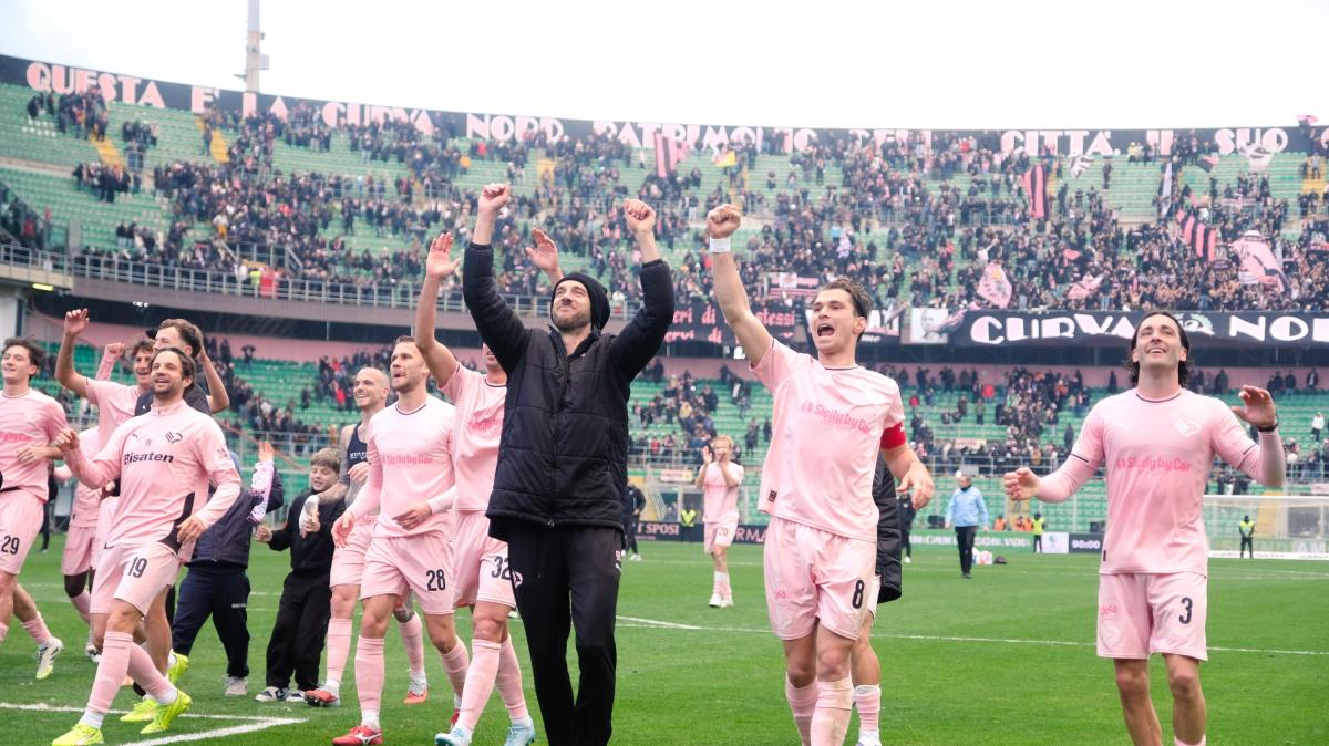 Palermo-Avellino, la sfida in numeri: il 'Barbera' è un fortino