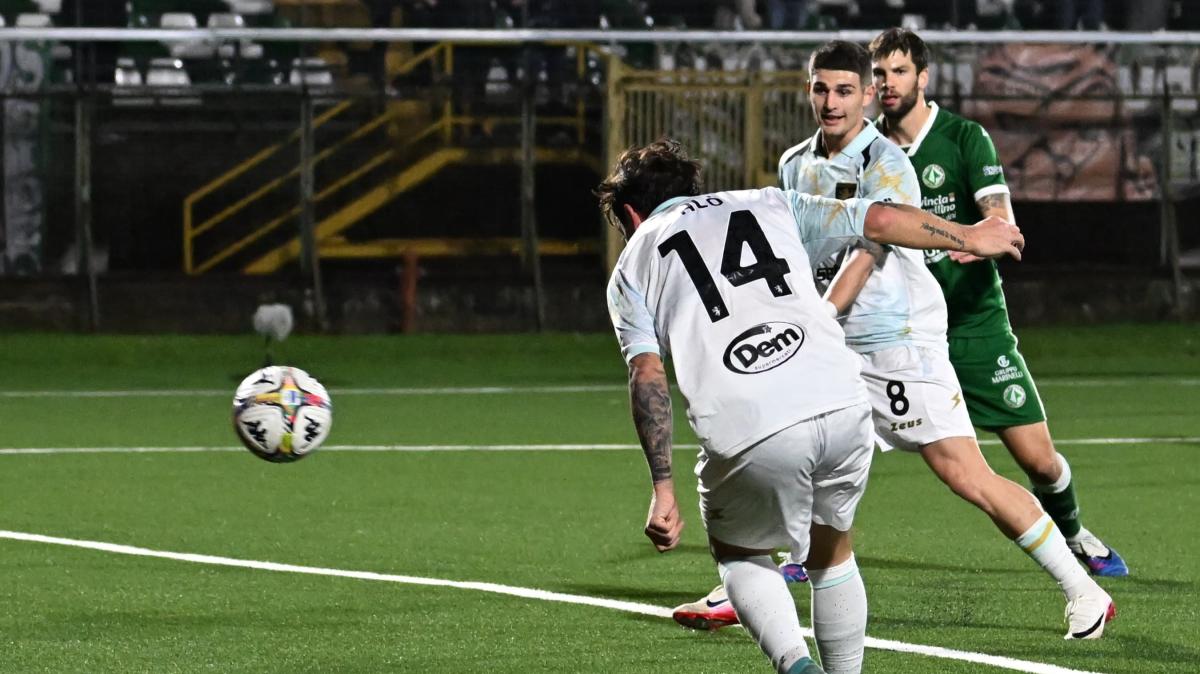 A segno nel 3-1 all'Avellino, Calò del Frosinone migliore giocatore del 24° turno