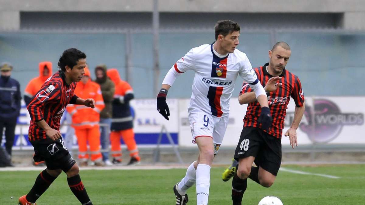 Latina, Perugia e Nocerina ok, ko Gubbio e Prato. Pari per Frosinone e Benevento
