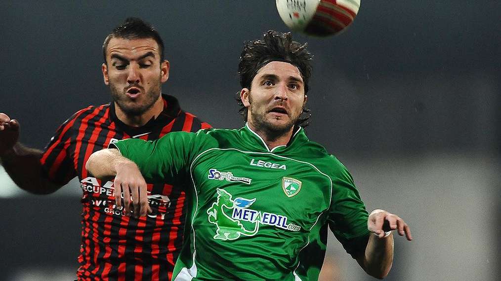Stangata per l'Avellino: ammenda, cinque turni a Giosa e due a Rastelli!