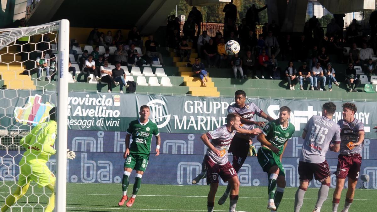 Avellino, primo allenamento in vista di Chiavari: gestione per due difensori, aggregato Spadoni