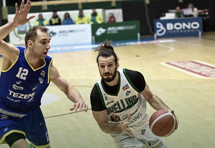 Unicusano Avellino Basket la vittoria contro Verona è Grande!