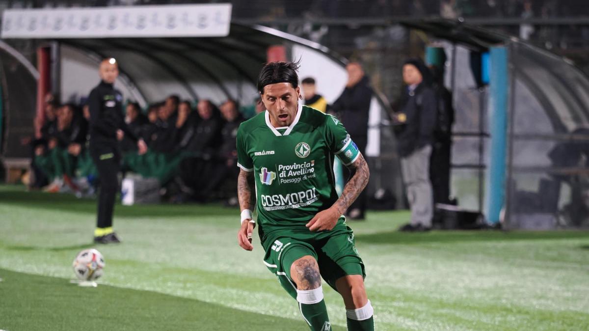 Patierno, alla corsa per l'attaccante si iscrive anche un club del Nord