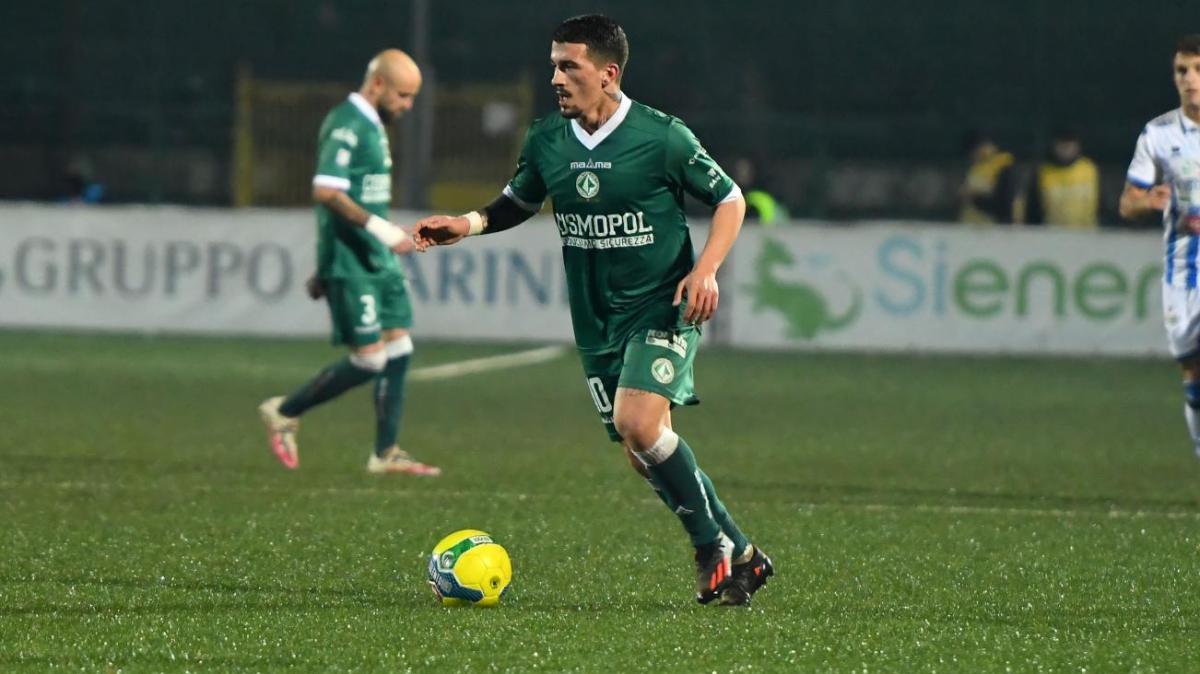 CdS - "L’Avellino fa festa con Russo. Ballardini sa anche vincere". Bene Izzo e Sounas 