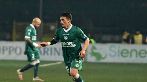 Russo rinnova: l'attaccante si lega all'Avellino fino al 2028