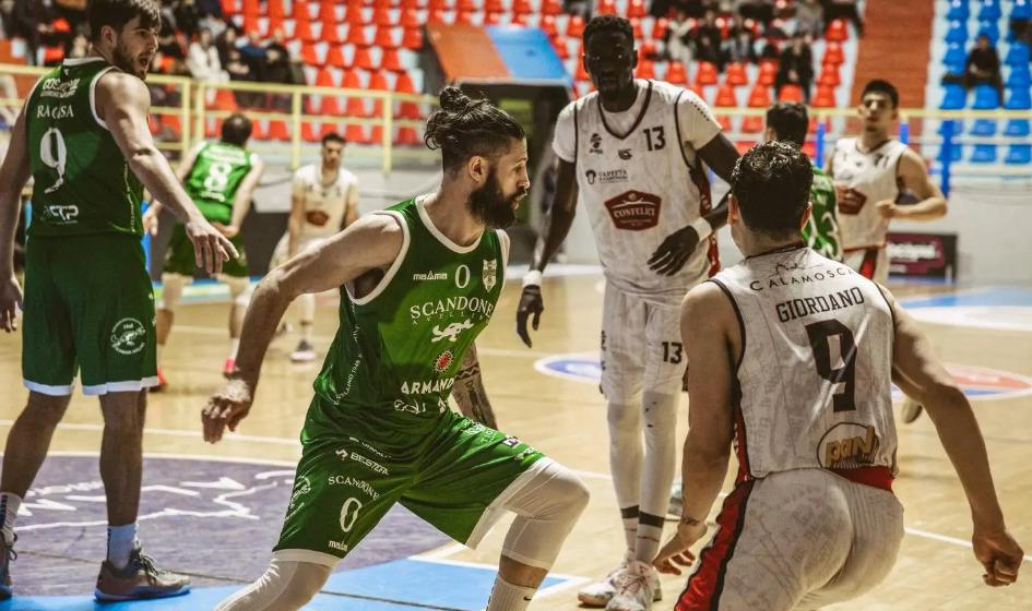 Esperia Cagliari, talento e intensità. La Scandone è pronta per la sfida dei quarti playoff 