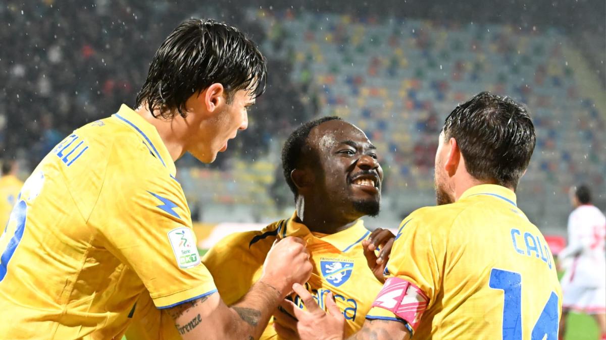 Finisce in parità il big match tra Frosinone e Palermo 