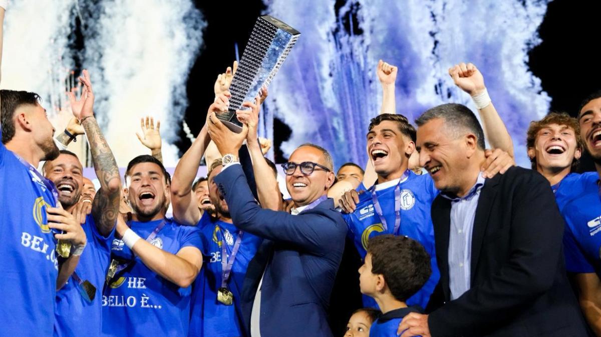 Criscitiello a TuttoAv: "Avellino merita i playoff, gli consiglio 2 nostri calciatori. Serie A obiettivo possibile"