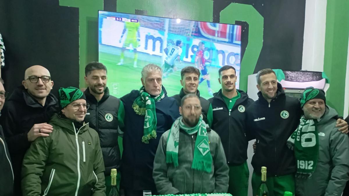 FOTO E VIDEO - Nasce un nuovo club dell'US Avellino: inaugurata l'Associazione San Mango Biancoverde