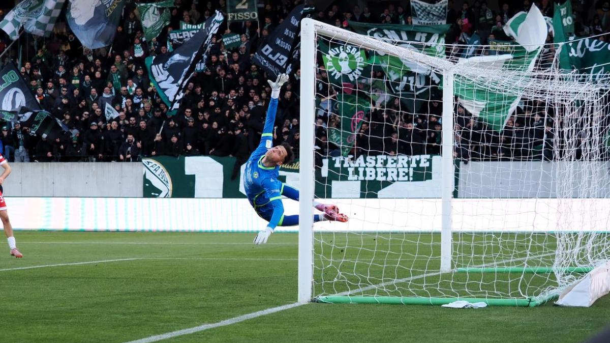 L'Italia Under 21 vince 4-0 in Svezia: ancora panchina per Daffara