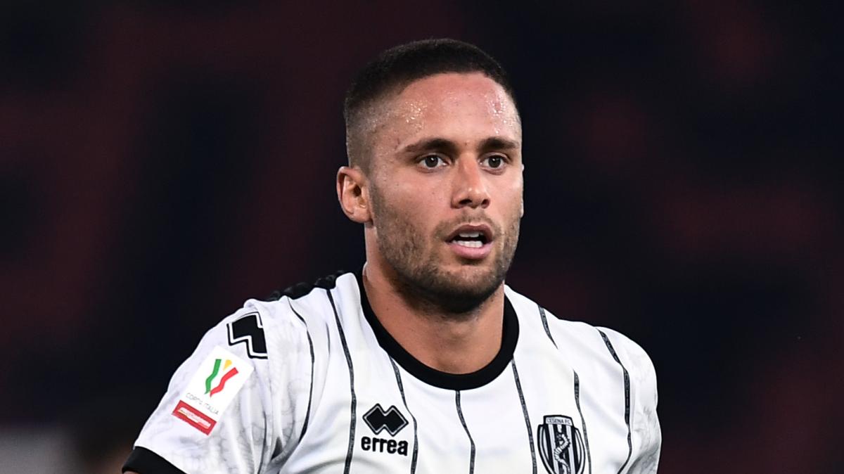 Cesena, Ciofi: "Ad Avellino sarà una sfida durissima. Il mio obiettivo? Il primo gol in B..."