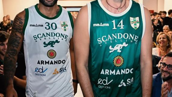 Scandone Avellino, ecco le nuove maglie 