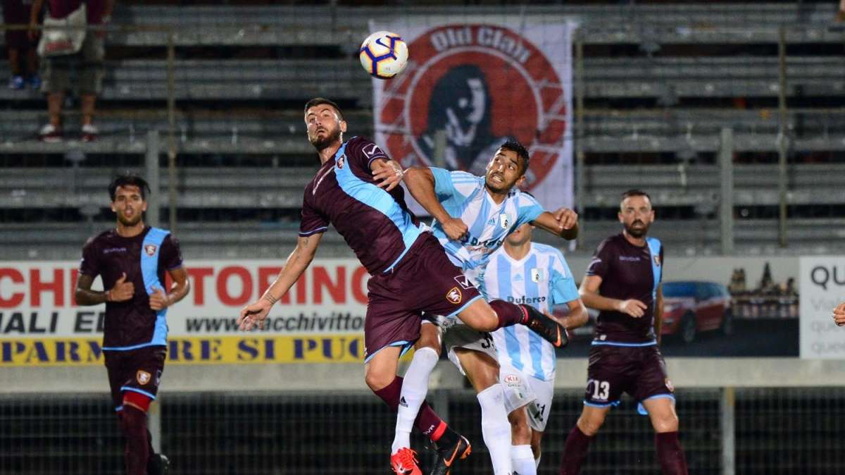 Avellino, altri due nomi sul taccuino di Perinetti per rinforzare l'attacco