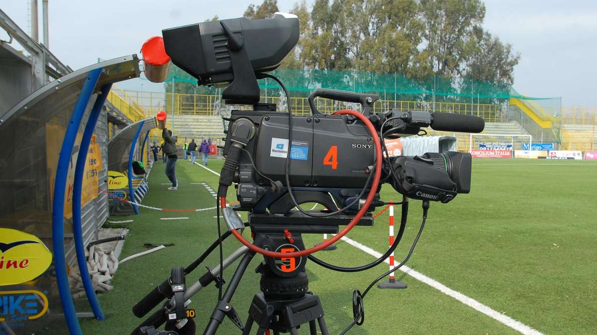 Benevento-Avellino venerdì 21 in tv