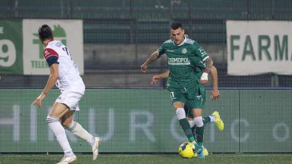 L'Avellino stecca l'esordio playoff, al Catania il primo round (1-0): sabato è obbligatorio vincere