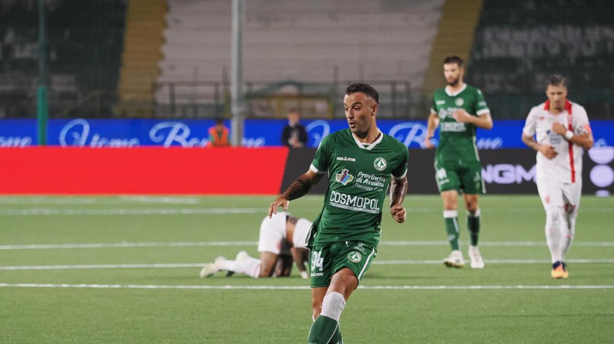 Avellino-Reggiana 4-3, le pagelle: Palumbo in crescita, rinascita Insigne, ma la difesa sbanda troppo