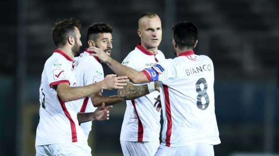Impresa Carpi in nove uomini: un gol di Letizia regala la finale a Castori. Il Frosinone resta in B