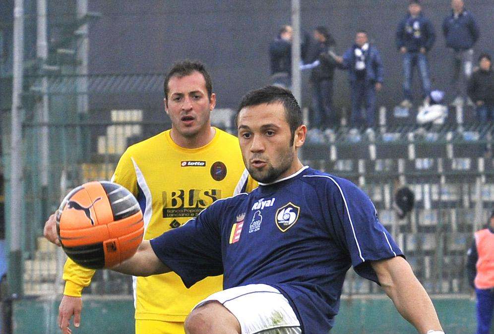 Oltre a Radi anche Ferraro obiettivo per la difesa biancoverde