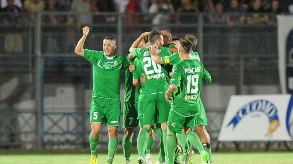 Avellino-Latina 1-1, una grandissima reazione finale salva i Lupi dalla sconfitta