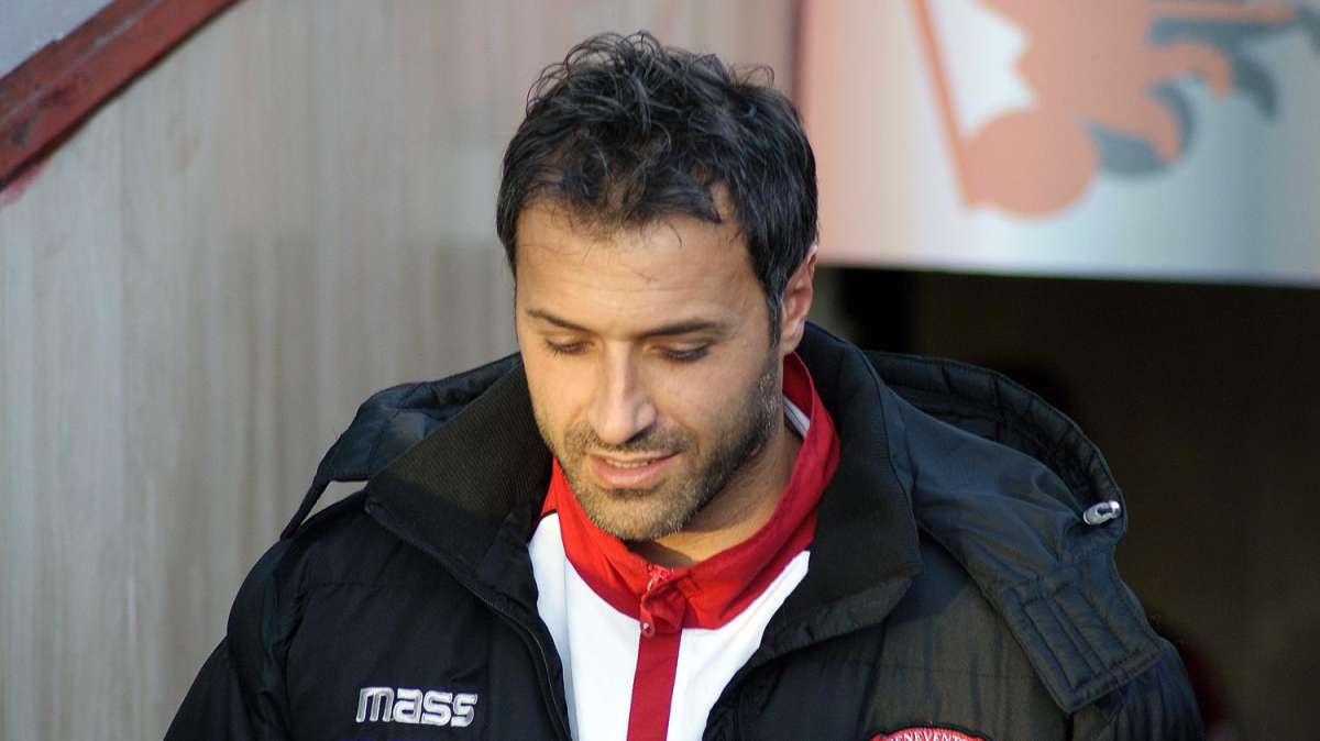 Carmelo Imbriani non ce l'ha fatta, in lutto il mondo del calcio