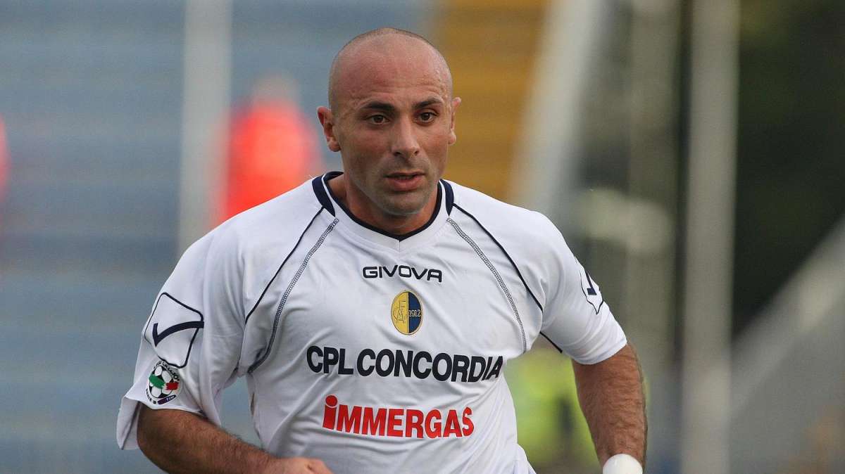 Caccia al bomber - Contatto con l'agente di Salvatore Bruno