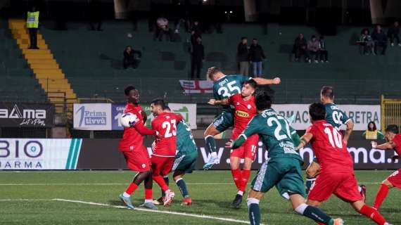 Avellino-Taranto 0-0, fine primo tempo: Capuano (e Vannucchi) bloccano i lupi